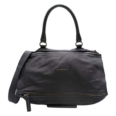 givenchy medium pandora messenger in black sale